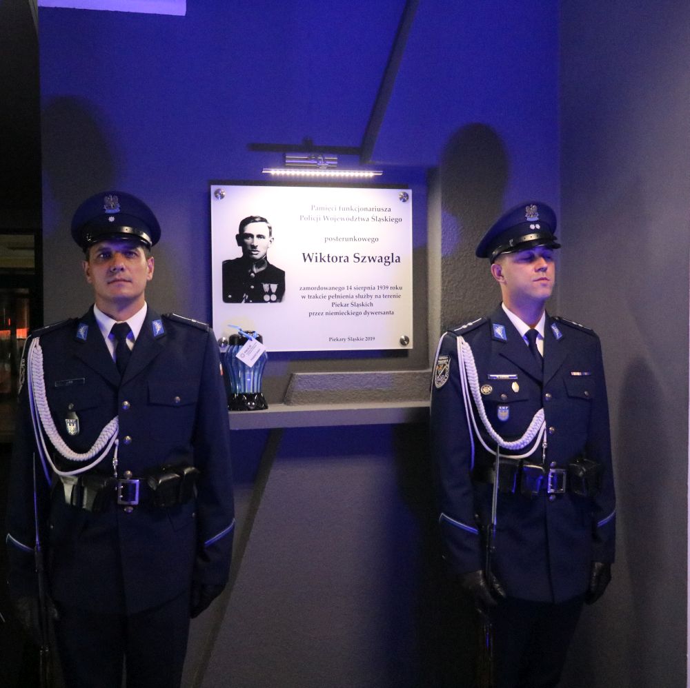 Uczczenie pamięci poległego policjanta – Wiktora Szwagla