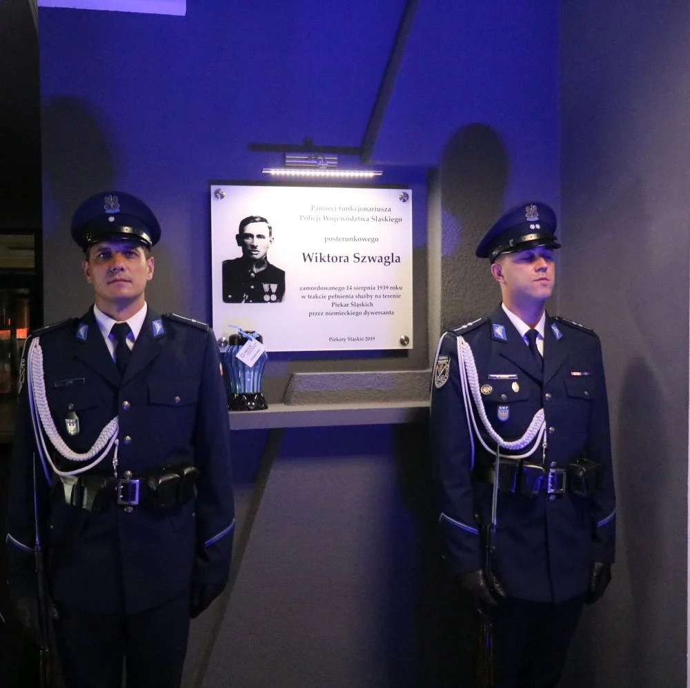Uczczenie pamięci poległego policjanta – Wiktora Szwagla
