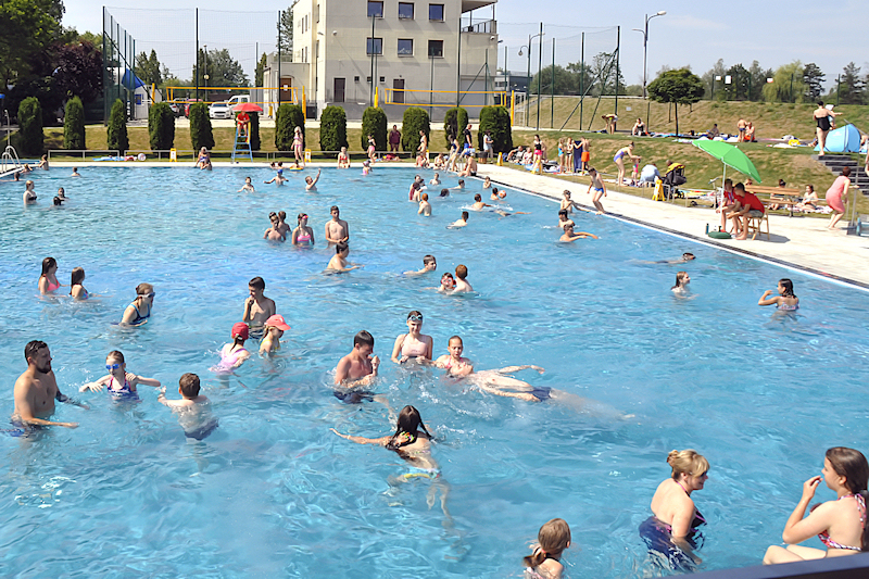 Basen i wodny plac zabaw MOSiRu czynne do 1 września