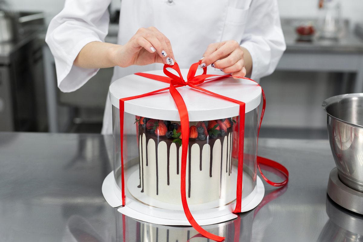 Wybór odpowiedniego opakowania na ciasto