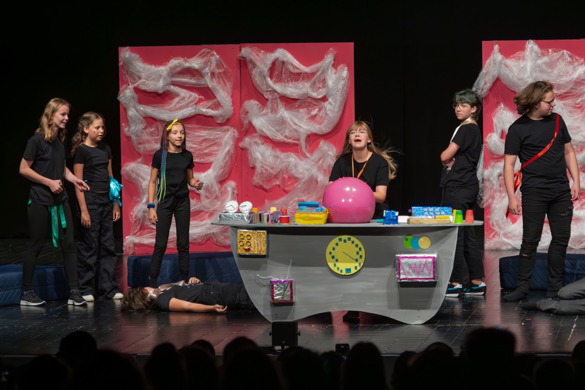 "Eksperyment uczuciowy" w BECEK 24