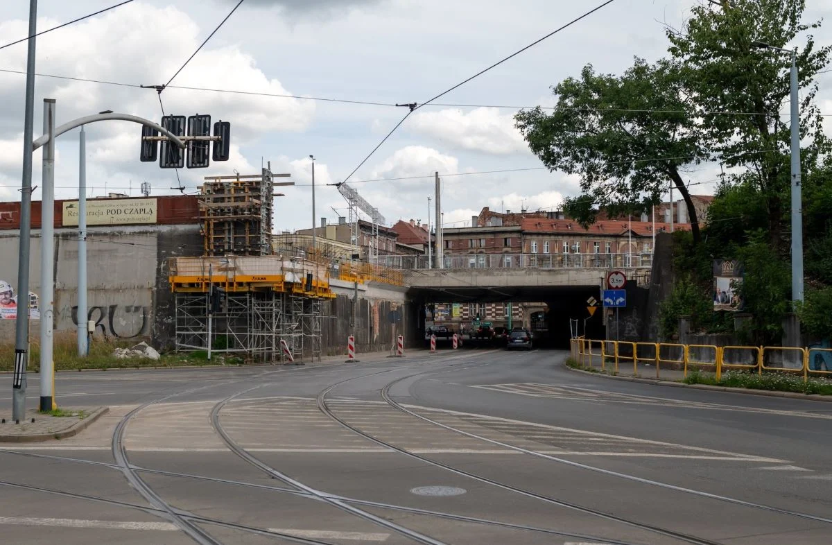 Bytom: Zamknięcie przejazdu pod wiaduktem na Zamłyniu. Zmiany od 23 do 26 sierpnia