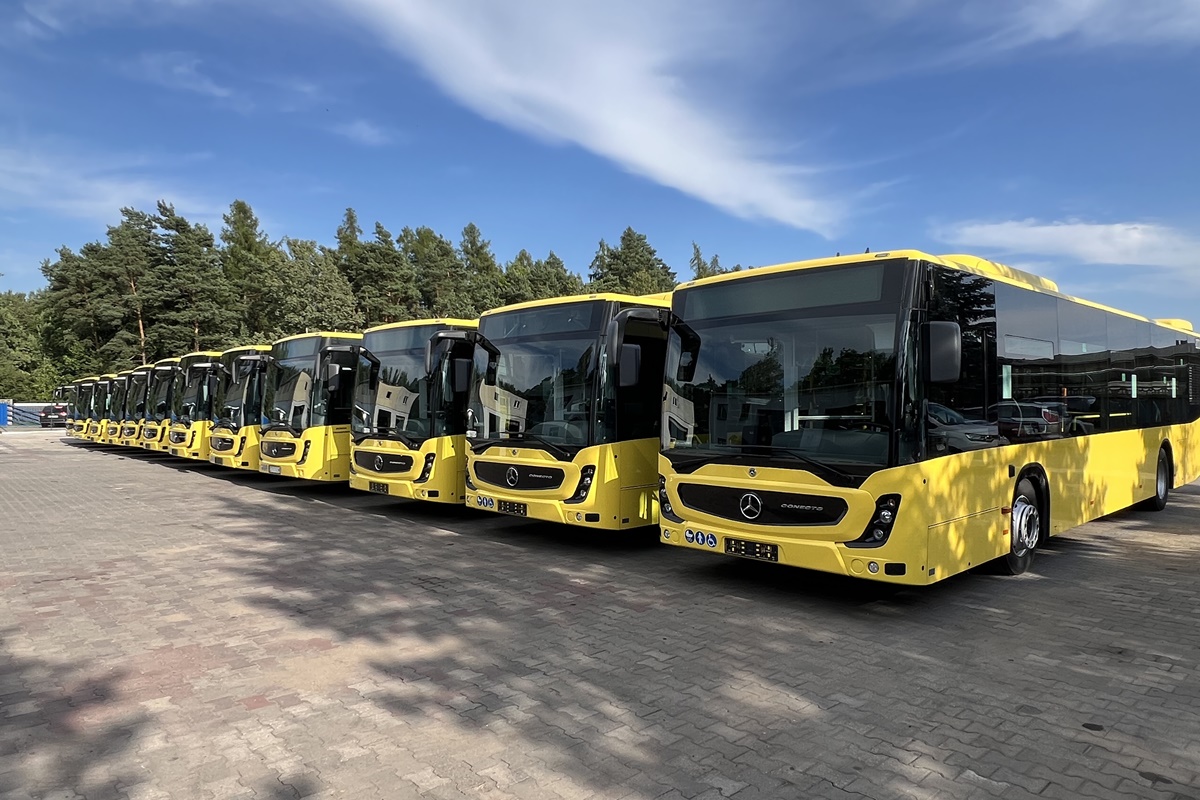 Podróże na wyższym poziomie. 40 nowoczesnych autobusów włączono do ruchu