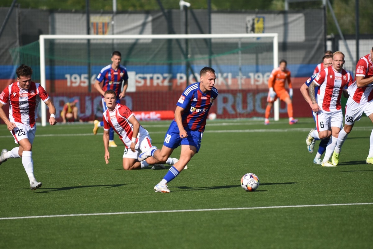 Polonia Bytom bliżej lidera: Wygrana 3:1 nad Resovią Rzeszów