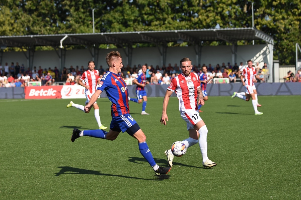 Polonia Bytom bliżej lidera: Wygrana 3:1 nad Resovią Rzeszów