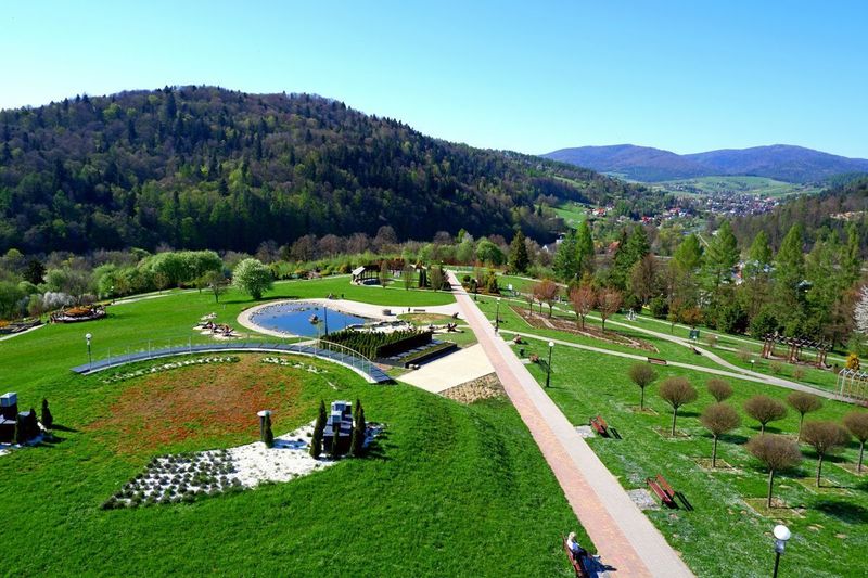Szlakiem krynickich wód mineralnych. Przewodnik po źródłach i ich korzyściach