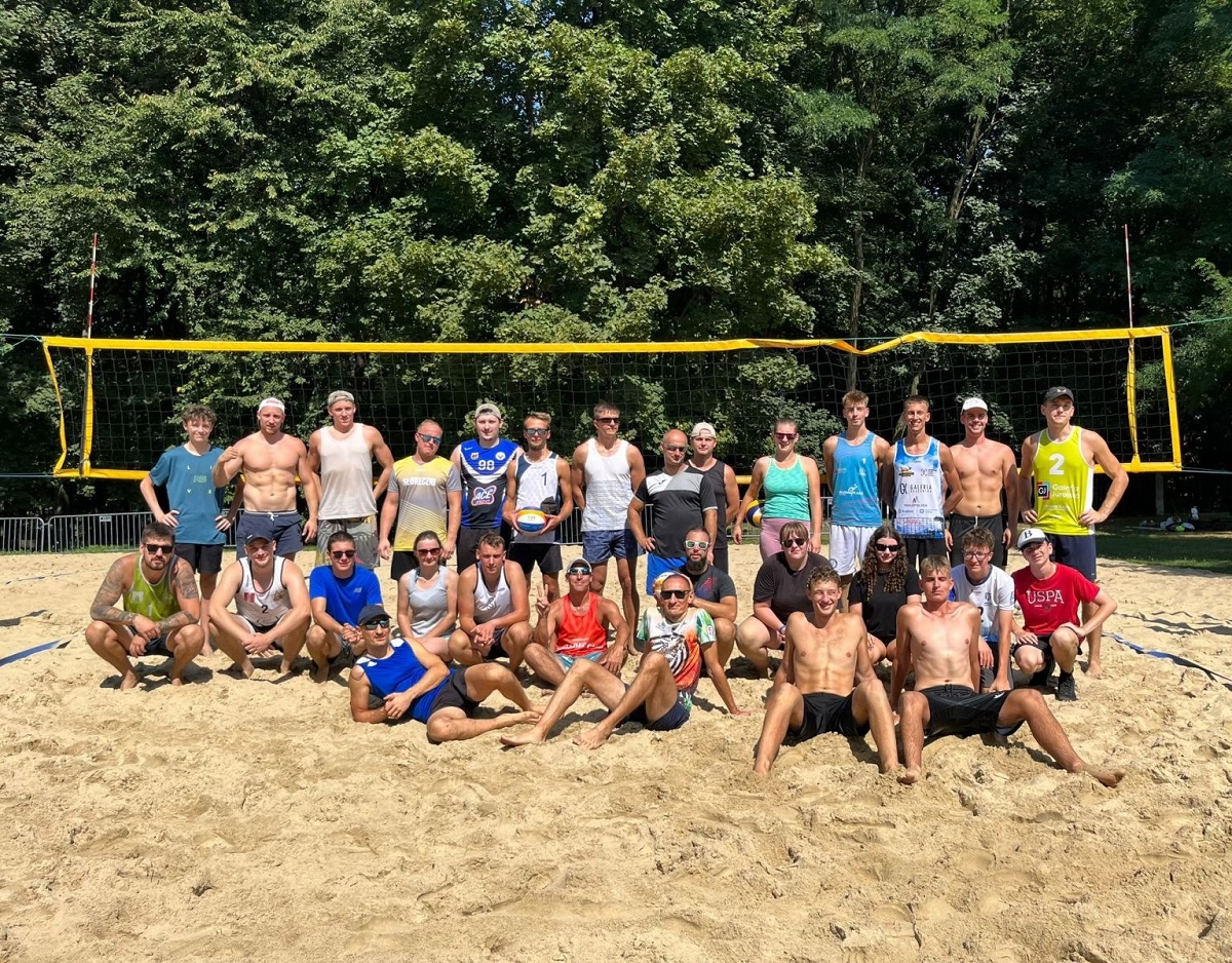 IV Mistrzostwa Mikołowa w siatkówce plażowej – sukces i wysoki poziom rywalizacji! [FOTO]