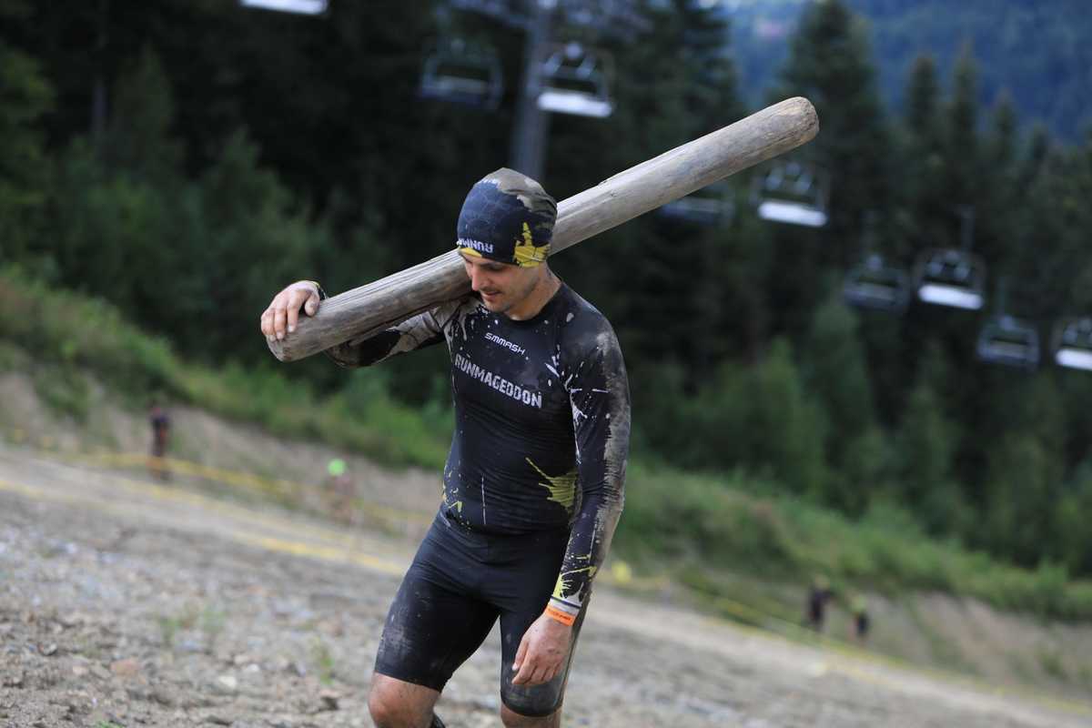 Dzielnicowy z Katowic zajął 68 miejsce na Runmageddonie