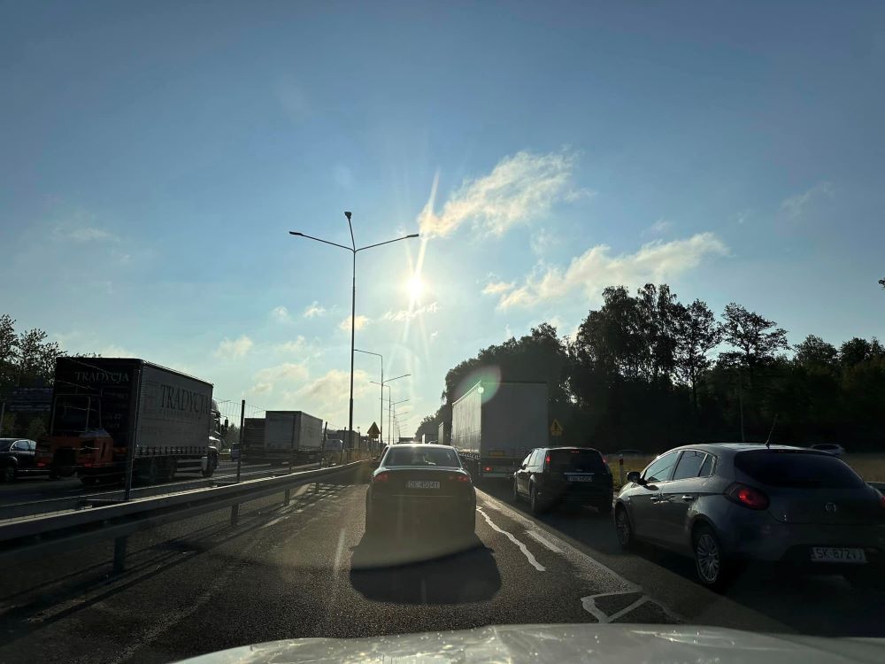 Kolizja na autostradzie A4! Występują utrudnienia