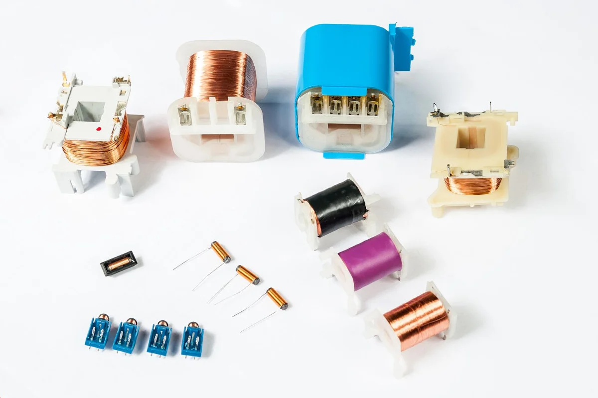 Czym jest transformator? Kluczowy element przenoszenia energii elektrycznej