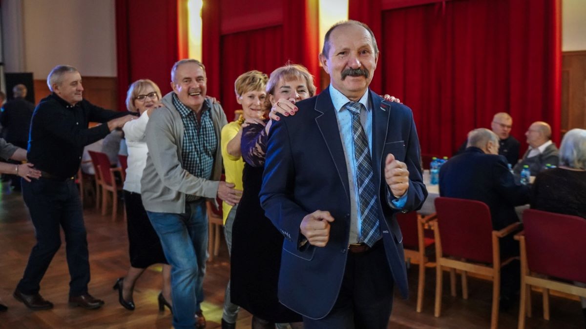 Katowickie biesiady senioralne ruszają we wrześniu – osiem dzielnic, osiem spotkań