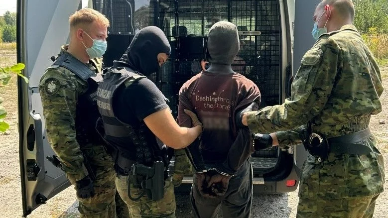 Senegalczyk, który zanieczyścił staw został wydalony z Polski