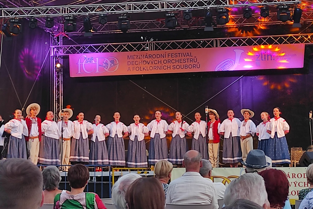 Roztańczony Zlin: Zespół "Chorzów" w sercu międzynarodowego festiwalu FEDO 18