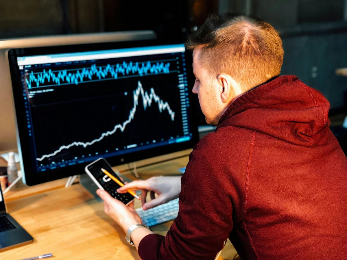 Strategie i techniki skutecznego handlu na rynku Forex
