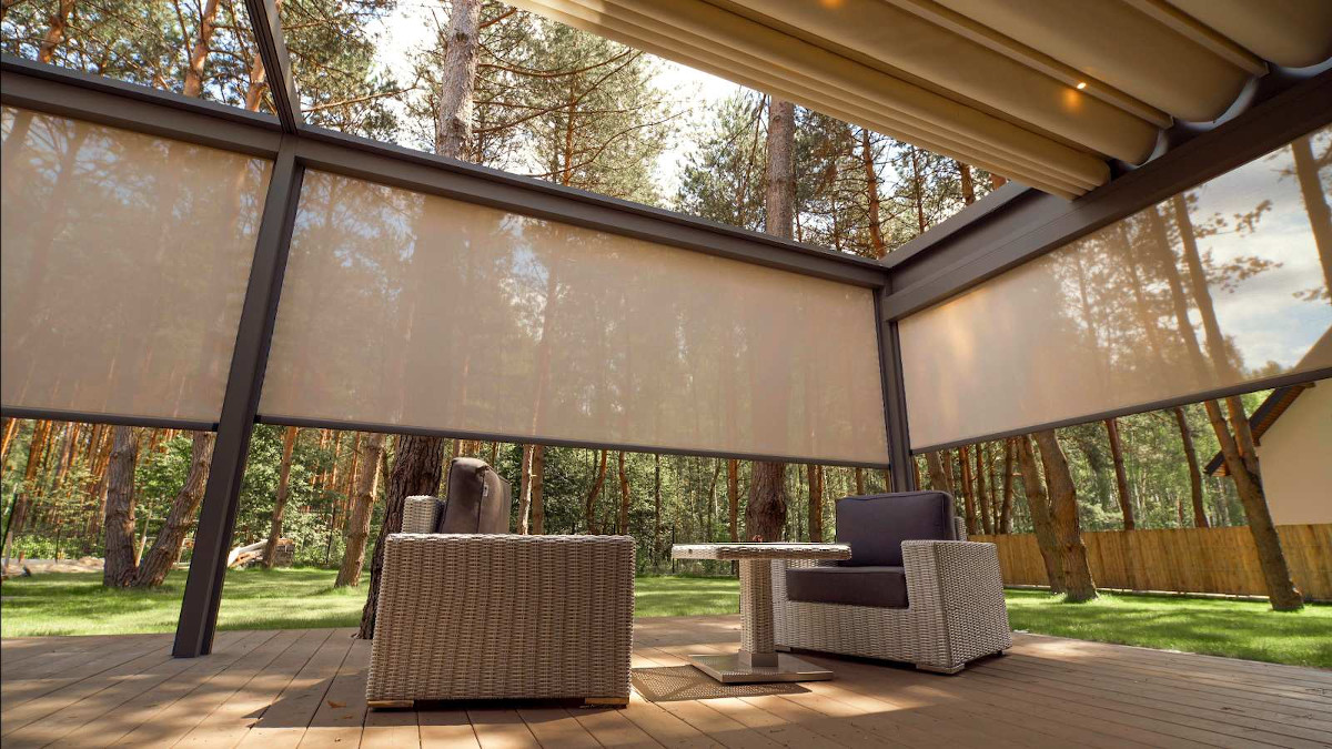 Taras z pergolą: Idealne rozwiązanie na letnie dni