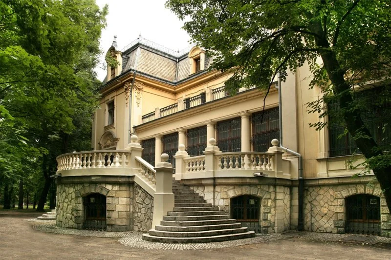 Muzeum w pałacu? Poznaj Pałac Schoena w Sosnowcu!