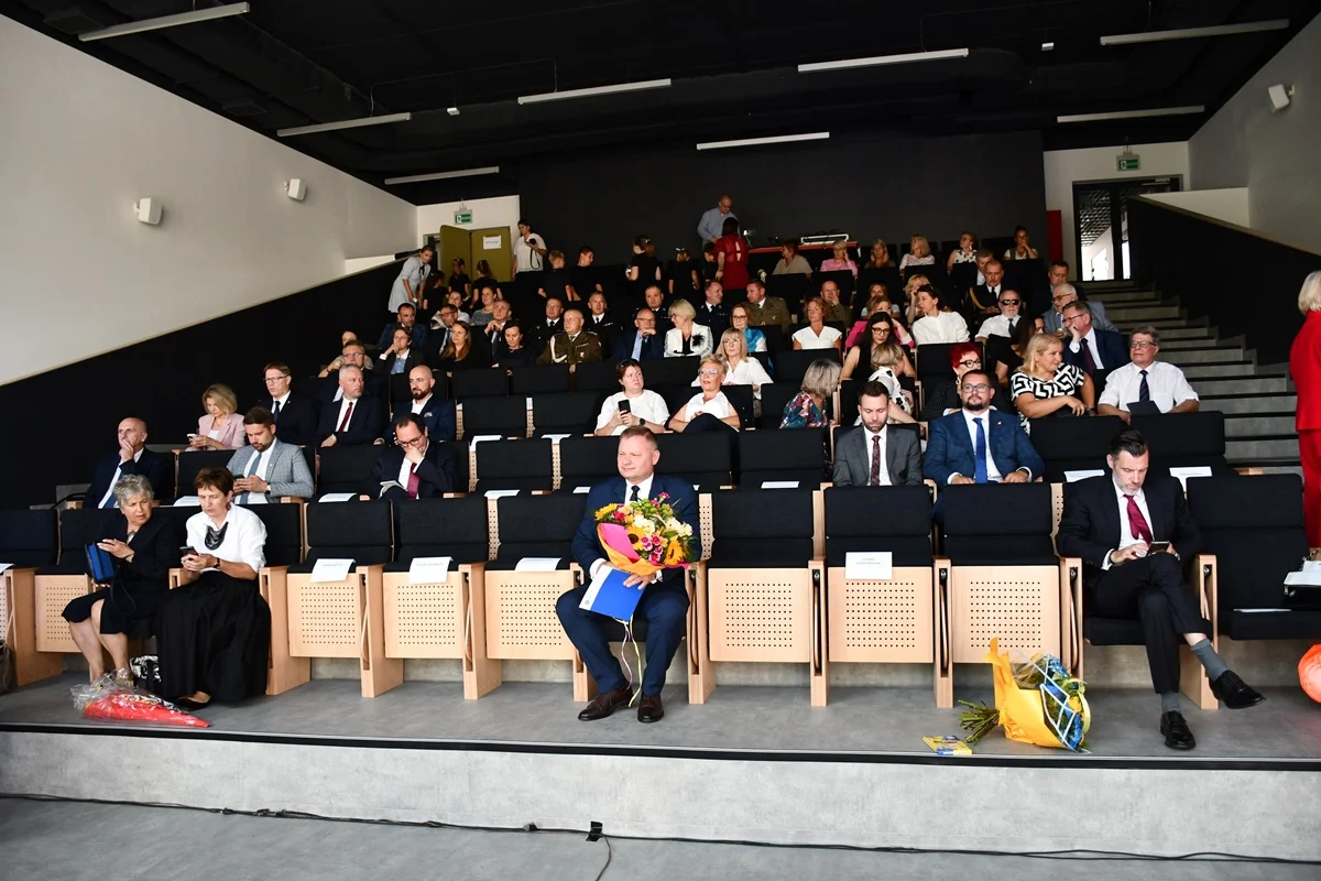 Wojewódzkie rozpoczęcie roku szkolnego 17