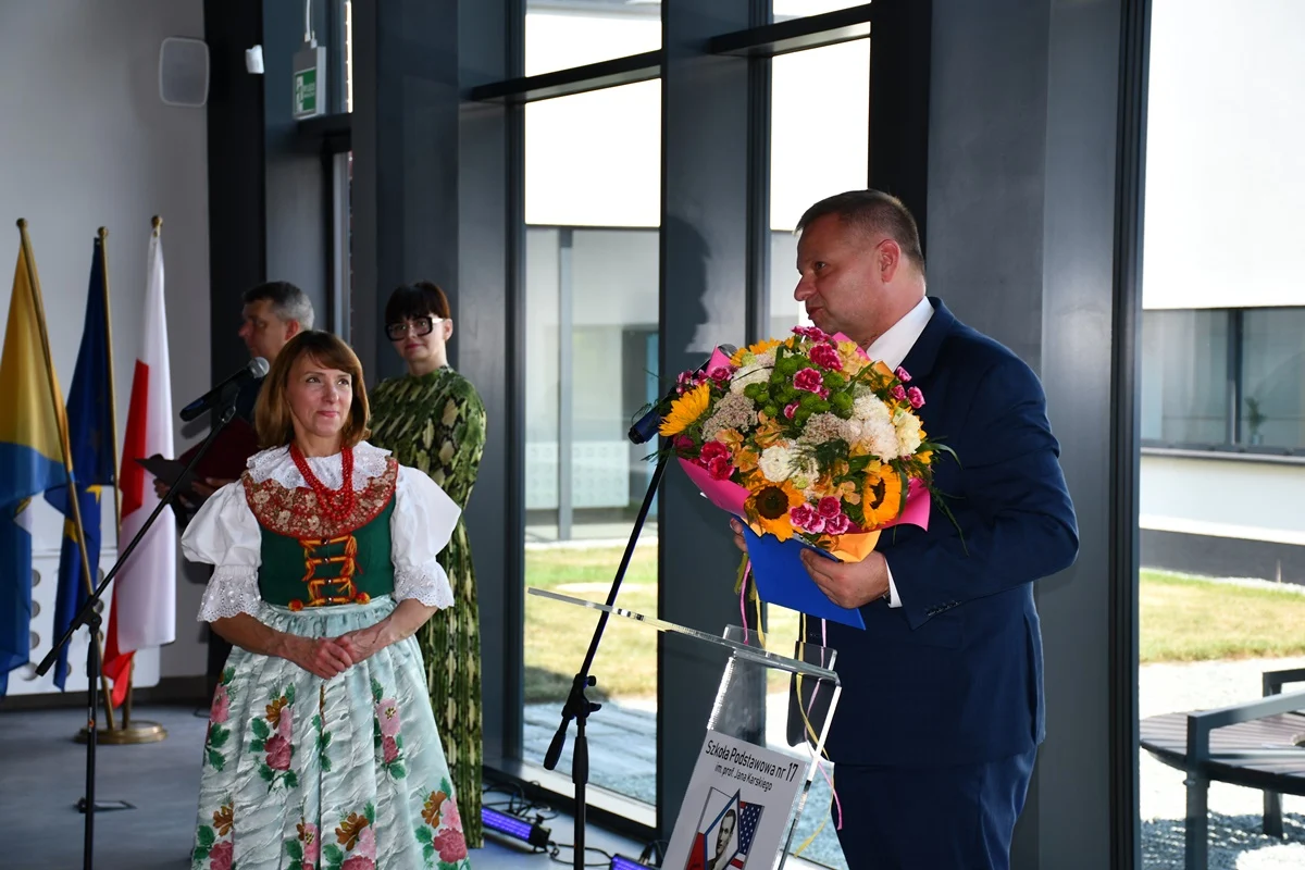 Wojewódzkie rozpoczęcie roku szkolnego 42