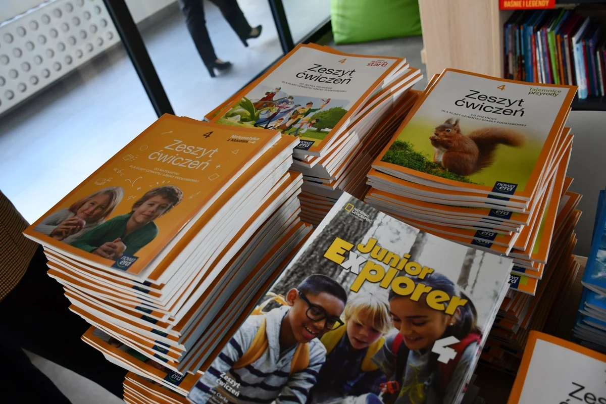 Wojewódzkie rozpoczęcie roku szkolnego 75