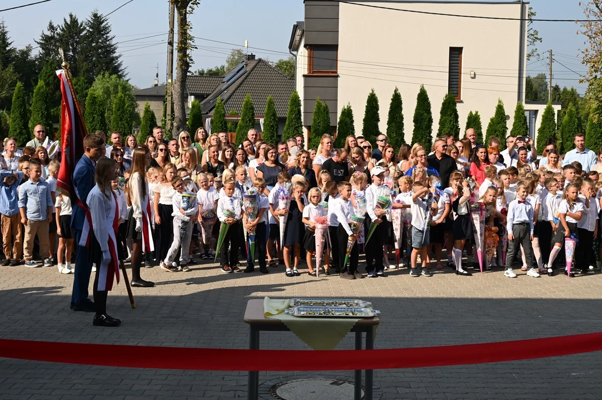 W nowej siedzibie SP 17 odbyło się miejskie i wojewódzkie rozpoczęcie roku szkolnego