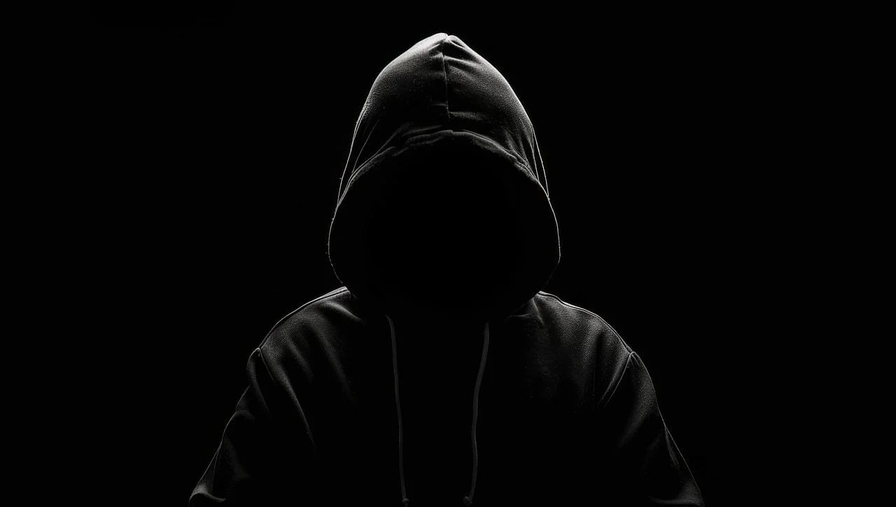 Kolejna ofiara oszustów w Rudzie Śląskiej! 45-latek stracił 10 000 złotych!