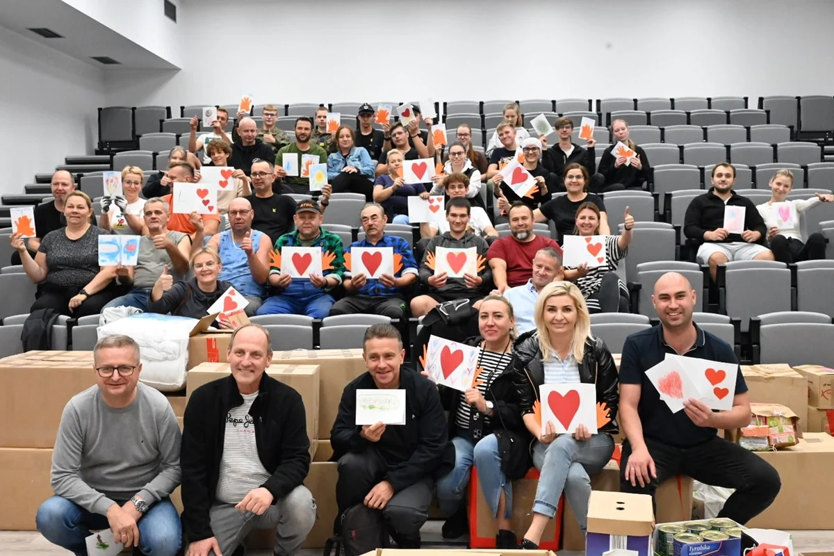 Rudzianie pomagają powodzianom w Grodkowie