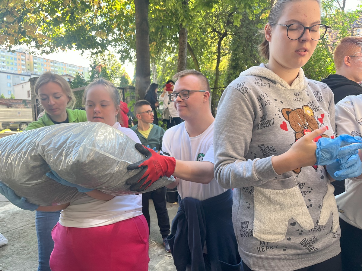 Ogród deszczowy w Zespole Szkół nr 7 49