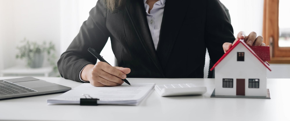 Jak prawnik może pomóc w konstruowaniu umowy najmu nieruchomości?