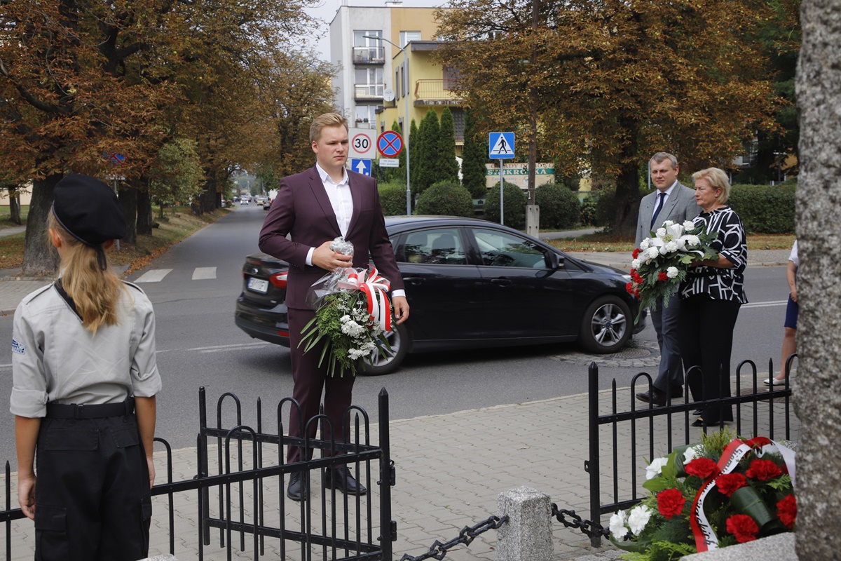 Hołd dla obrońców Kopalni "Michał" 69