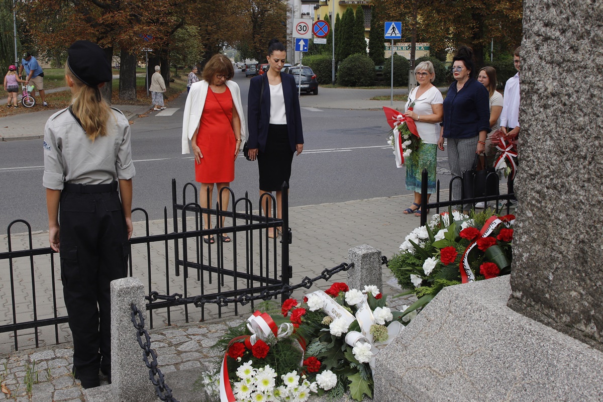 Hołd dla obrońców Kopalni "Michał" 76