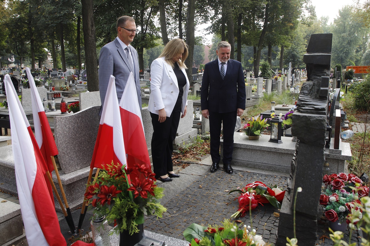 Hołd dla obrońców Kopalni "Michał" 97