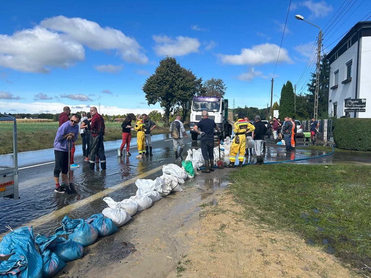 Nieustająca walka z żywiołem: Działania strażaków w Powiecie Mikołowskim