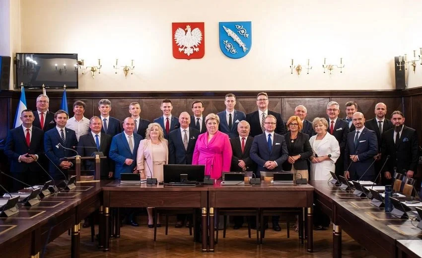 Wrześniowa sesja rady miasta: kluczowe decyzje dla przyszłości miasta