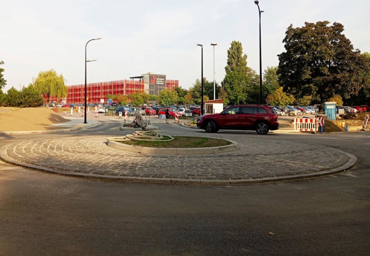 Rondo na ul. Sienkiewicza jest już prawie gotowe!