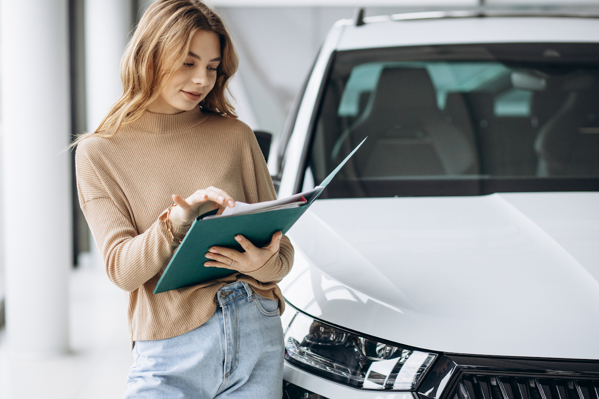 Porównanie ofert wypożyczalni samochodów - na co zwrócić uwagę?