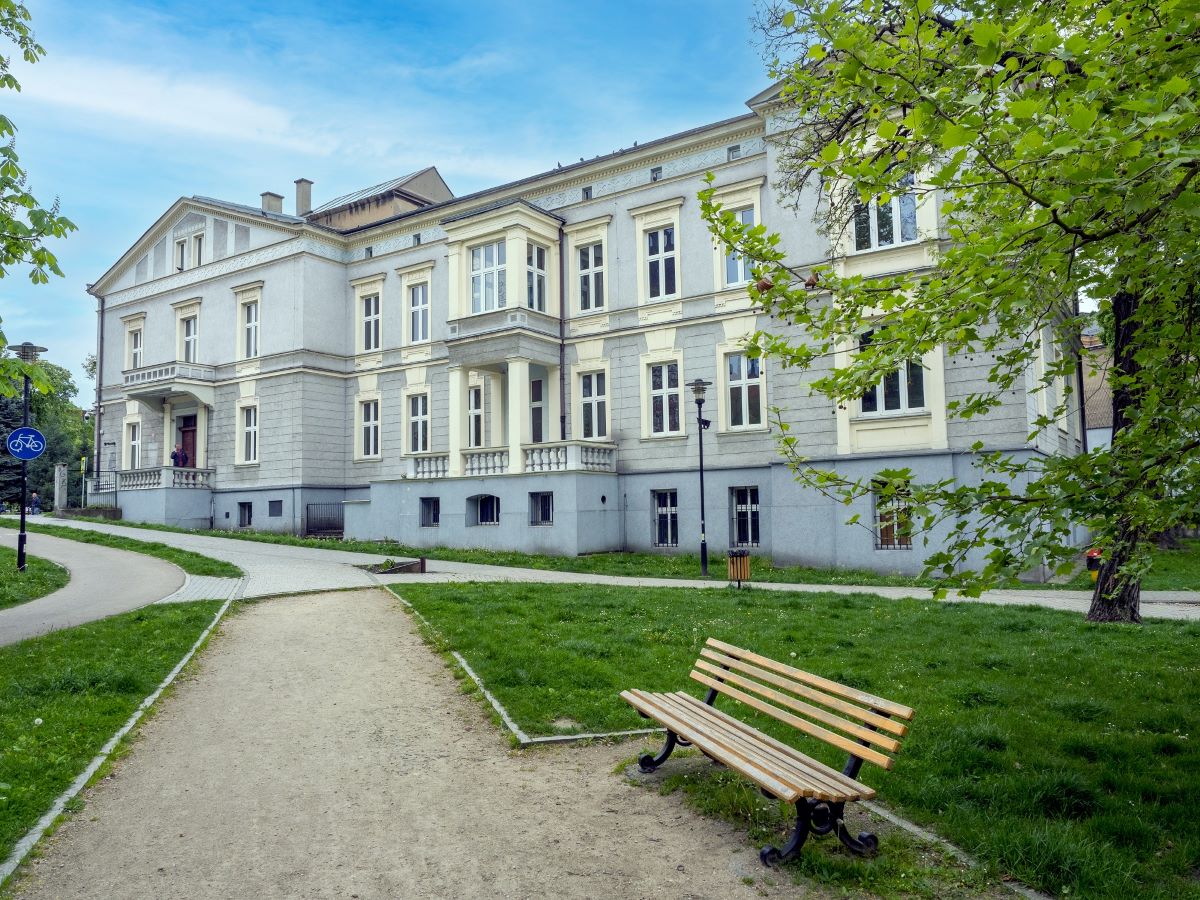 Dawna Szkoła Muzyczna w Gliwicach ma szansę zostać filmową lokacją roku! Trwa głosowanie