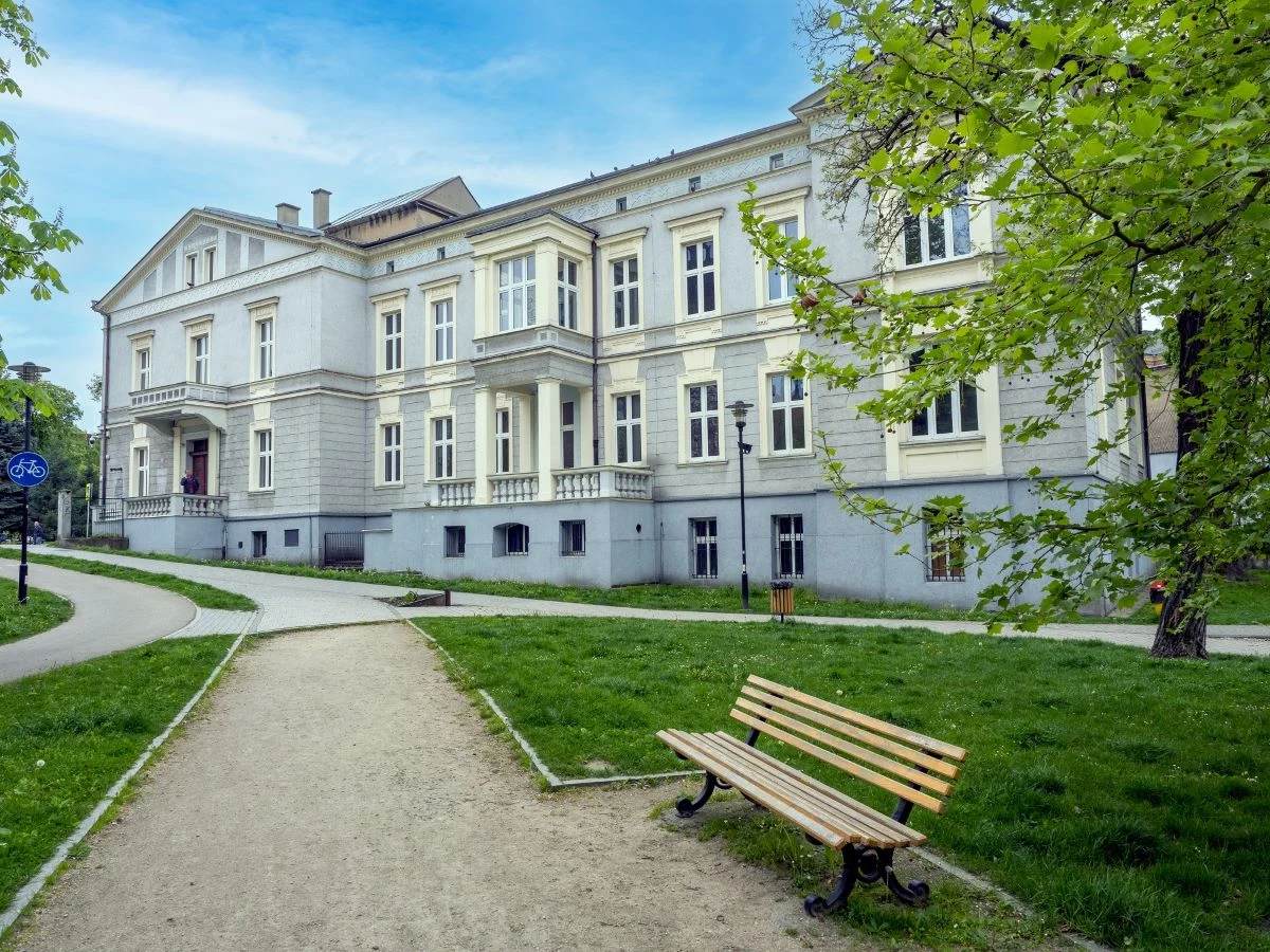 Dawna Szkoła Muzyczna w Gliwicach ma szansę zostać filmową lokacją roku! Trwa głosowanie