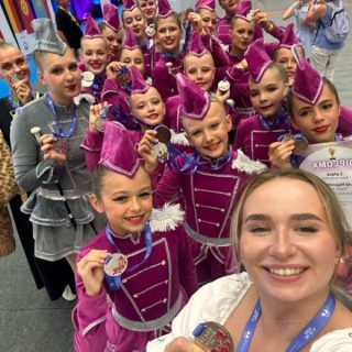 Bytom: UKS „Charms” zdobywa tytuły wicemistrzowskie na Mistrzostwach Świata Mażoretek