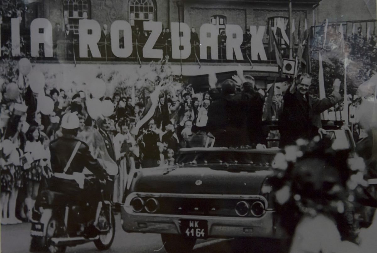 Bytom przywraca pamięć o KWK "Rozbark" – napis powraca na mur oporowy