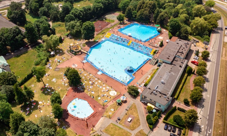 Wydłużono okres funkcjonowania pływalnia na Sielcu!