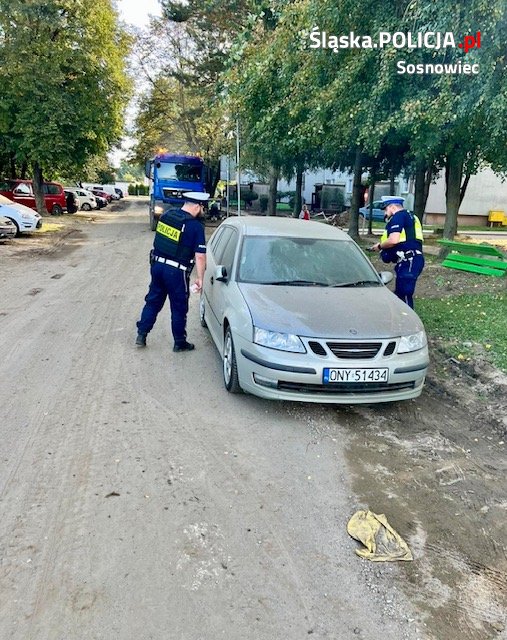 Sosnowieccy mundurowi pomagają powodzianom!