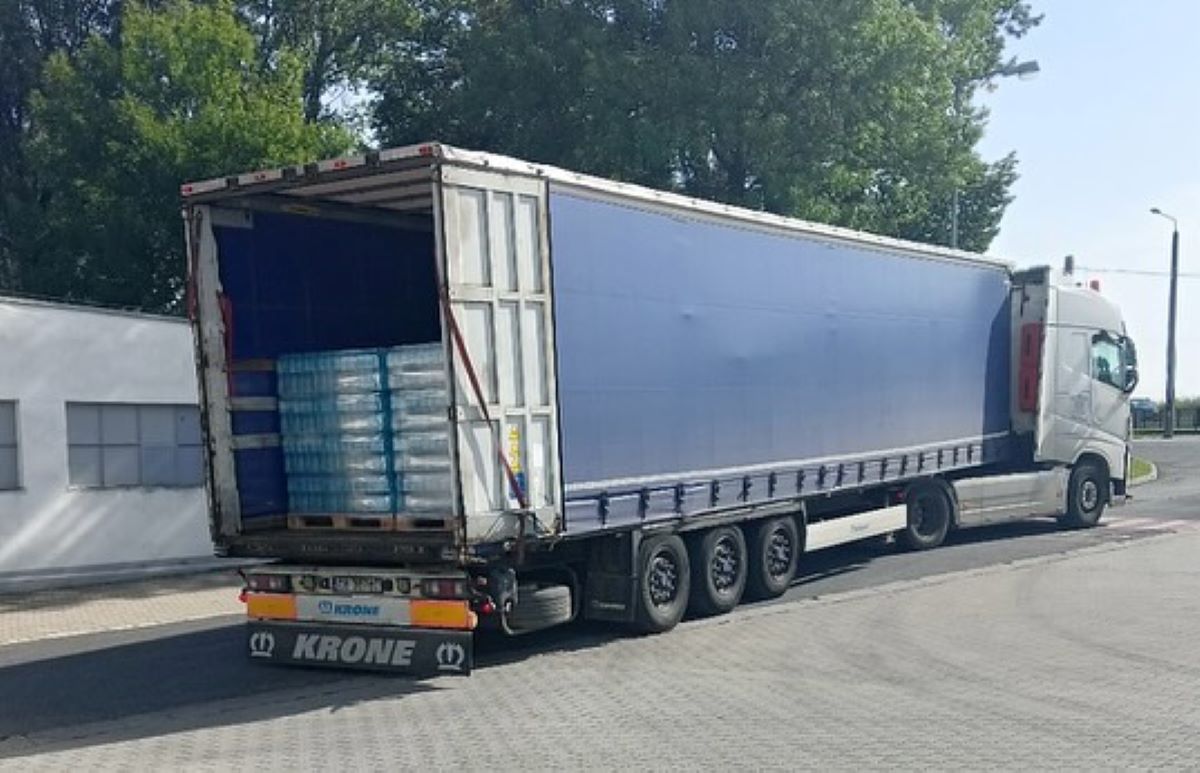 Katowice: 15 tysięcy butelek wody dotrze do Głuchołazów
