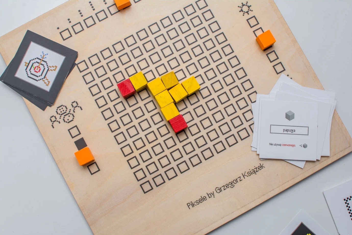 Katowiczanin zaprojektował grę planszową. Będzie można w nią zagrać w Spodku!