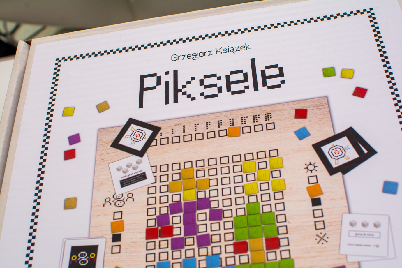 Katowiczanin zaprojektował grę planszową. Będzie można w nią zagrać w Spodku!