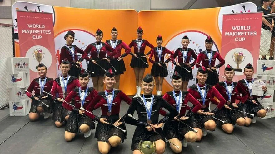 Żorskie Mażoretki Eksplozja triumfują na Mistrzostwach Świata IFMS w Ostrawie!