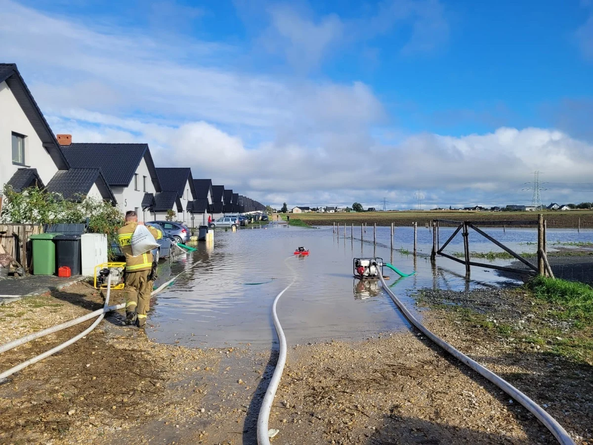 Ekstremalne opady w Żorach. Ponad 100 interwencji straży pożarnej [FOTO]