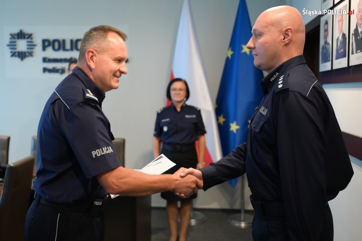 Przekazanie rozkazów nowemu zastępcy komendanta 23