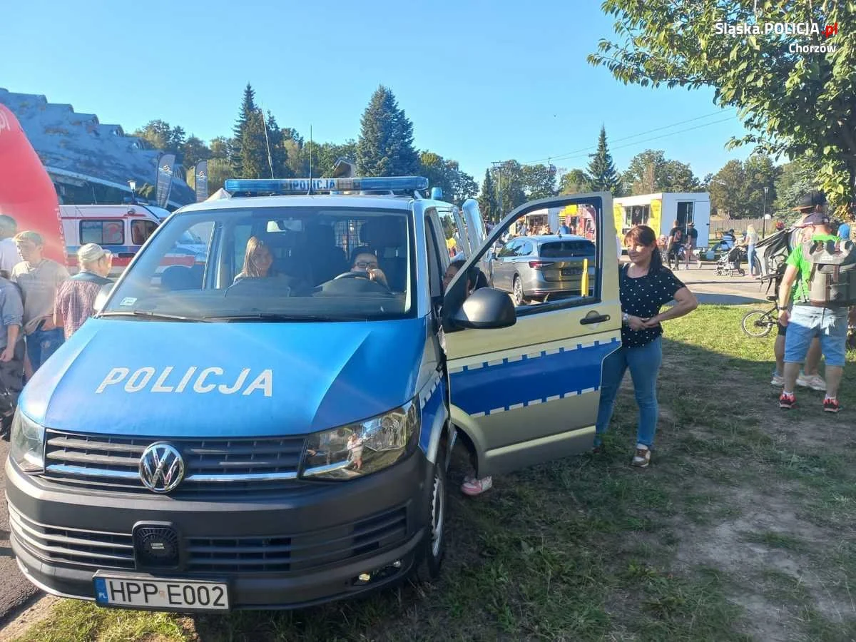 Piknik z Policją w Parku – Fundacja Gramy do Końca świętuje urodziny