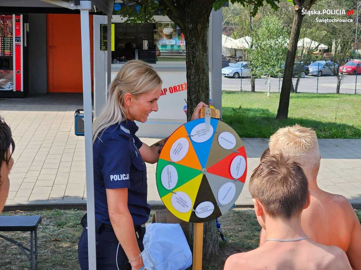 „Bilet na basen... zamiast mandatu” – finał akcji w Świętochłowicach
