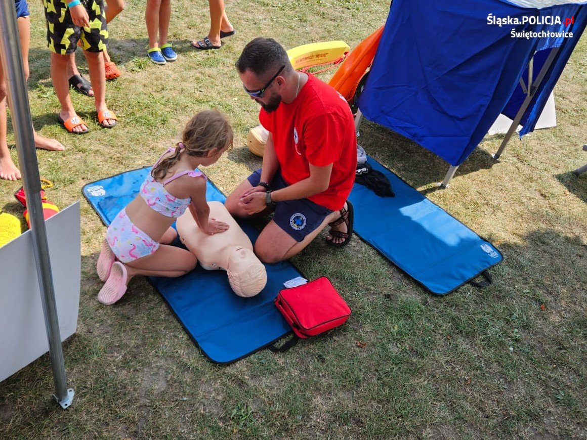 „Bilet na basen... zamiast mandatu” – finał akcji w Świętochłowicach
